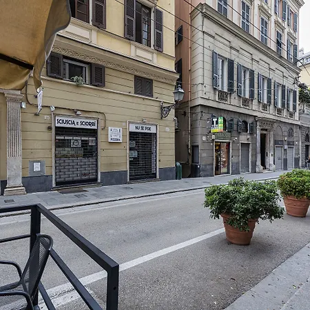 Xxv Aprile Downtown By Wonderful Italy *